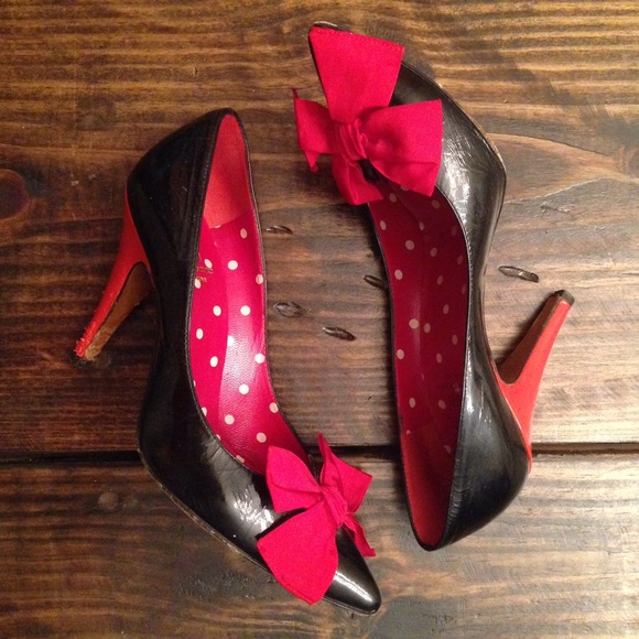 Moschino cheap and chic designer cheapandchic black patent red heel bow 6 as is - Picture 7 of 16